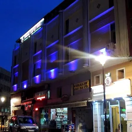 Hotel Saray 3*