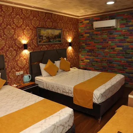 Hotel Saray